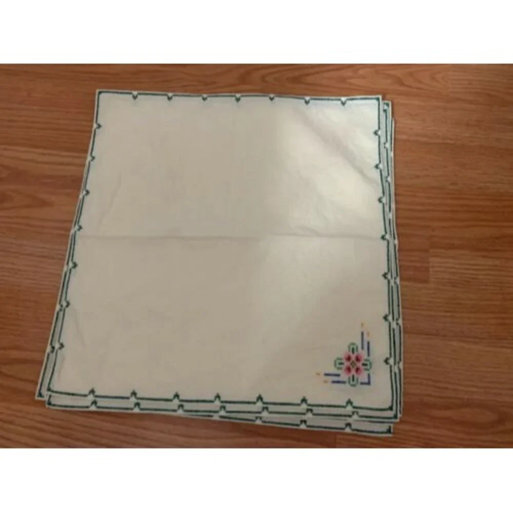 6 Vintage Cocktail Napkins Hand-Embroidered  Vintage Napkin Set